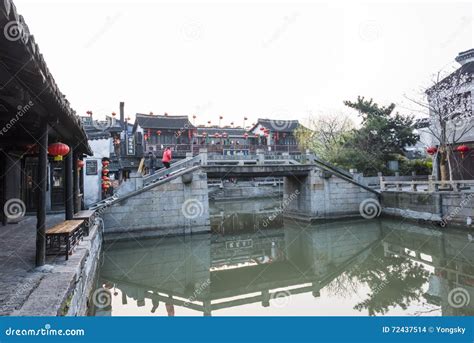 Der Yongning-Pagode: Eine uralte Oase der Ruhe im Herzen von Lishui!