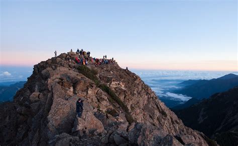  Die Yushan-Gebirgslandschaft - Ein Paradies für Wanderer und Fotografen!