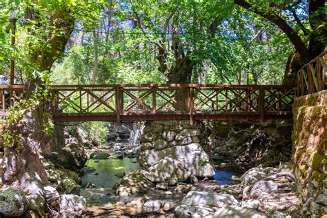  Der Parque de las Siete Fuentes: Ein erfrischender Rückzugsort im Herzen von Yuncler