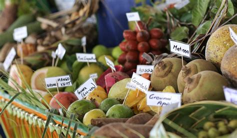  Der Yee Foong Markt: Ein tropisches Fest für die Sinne!