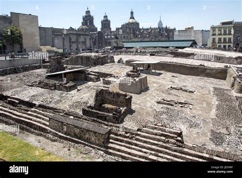 Die Templo Mayor! Ruinen eines Aztekentempels inmitten des pulsierenden Mexiko-Citys